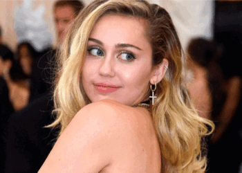 Miley Cyrus Explains Reason Touring Isn’t ‘Healthy’ For Her 3 American singer, Miley Cyrus