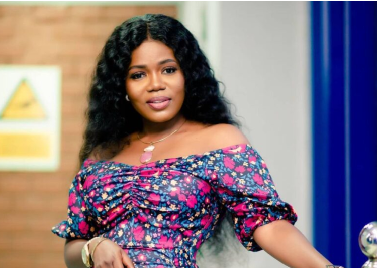 I Was In A Taxi When I Came Up With The Lyrics Of My Smash Hit '16 Years' - Mzbel 1 Ghanaian musician, Mzbel
