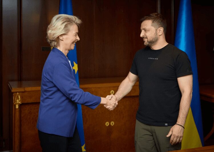Zelenskyy Meets European Commission President 1 Ursula von der Leyen, European Commission President, left, and Ukrainian President, Volodymyr Zelenskyy.