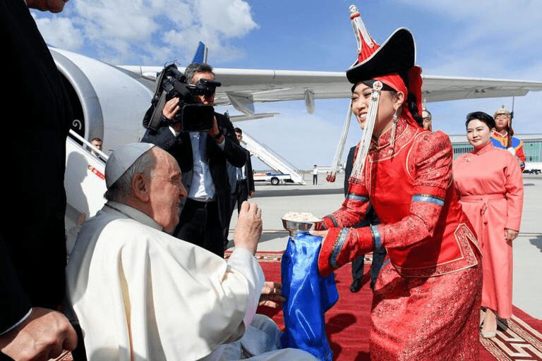 Pope Francis Arrives In Mongolia For 4-Day Visit 2 0stqjn9j
