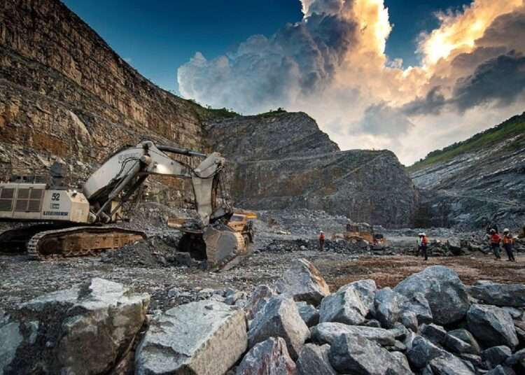 Gold Fields Plans to Make Decision on Ghana Mine by Early 2024 1 51100