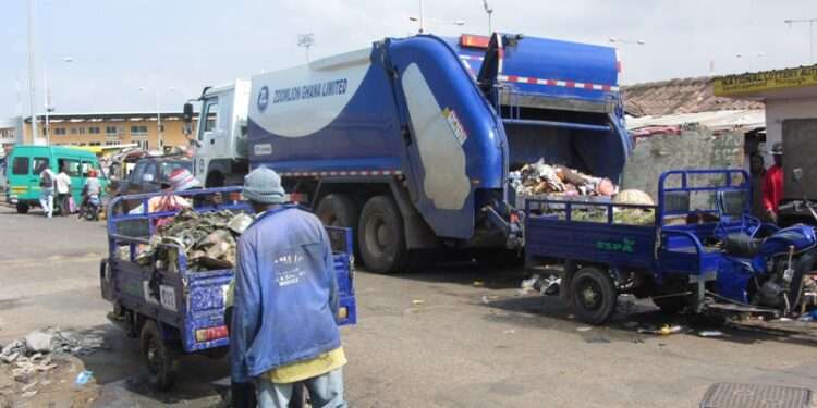 Zoomlion Laments PAC's Damaging Reportage On MMDA's Contract Renewals 1 Zoomlion Ghana Limited garbage truck.