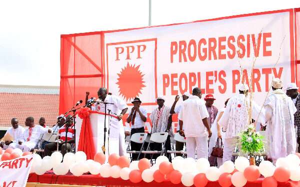 Over 900 PPP Members In Sunyani Defect To The NDC 1 42877408