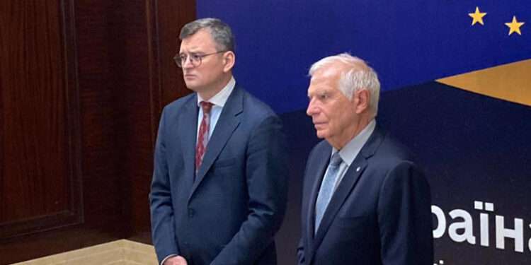 Ukrainian Foreign Minister Dmytro Kuleba (left) with EU foreign policy Chief, Josep Borrell.