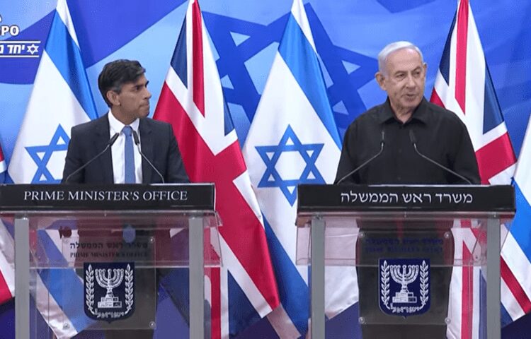 Israeli Prime Minister, Benjamin Netanyahu (right) speaks alongside UK Prime Minister, Rishi Sunak.