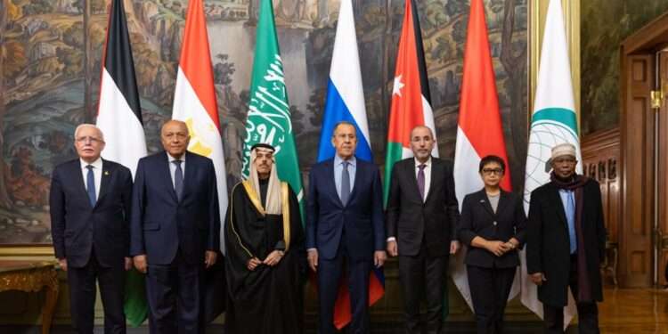 Russian Foreign Minister Meets Arab-Islamic Ministerial Committee 1 Members of the Arab-Islamic ministerial committee meet with Russian Foreign Minister Sergei Lavrov in Moscow.