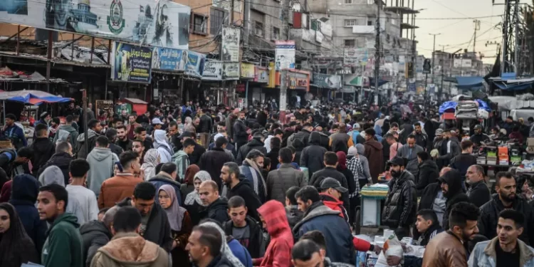 Palestinians, tovercrowded market to meet some of their needs.