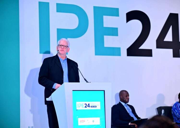 IPE-Expo-Bob-Mattes11-scaled