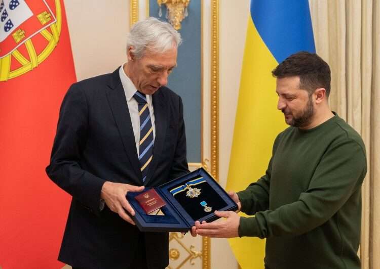 Zelenskyy Meets Portuguese Ministers of Foreign Affairs And Education 1 Minister of Foreign Affairs of Portugal, João Gomes Cravinho, and Ukrainian President, Volodymyr Zelenskyy.
