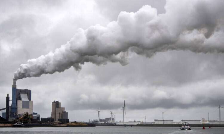 Global Carbon Markets Soar to Record High of US$949 Billion in 2023 1 Global Carbon Markets Soar to Record High of US$949 Billion in 2023