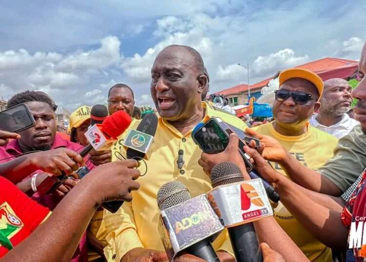 Alan Kyerematen Engages Traders At Kasoa Market, Calls For Support 1 Alan Kwadwo John Kyerematen