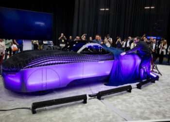 SpaceX-Backed Startup: Record 2,850 Pre-Orders For Flying Cars