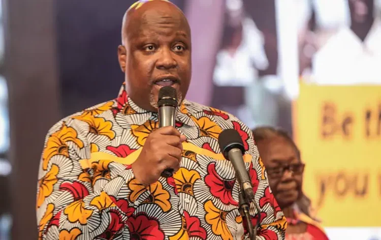 Kwami Sefa Kayi