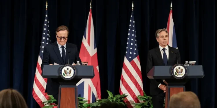 US, UK Committed To Supporting Ukraine's Efforts Against Russia 1 U.S. Secretary of State Antony Blinken and British Foreign Secretary David Cameron hold a joint press conference.