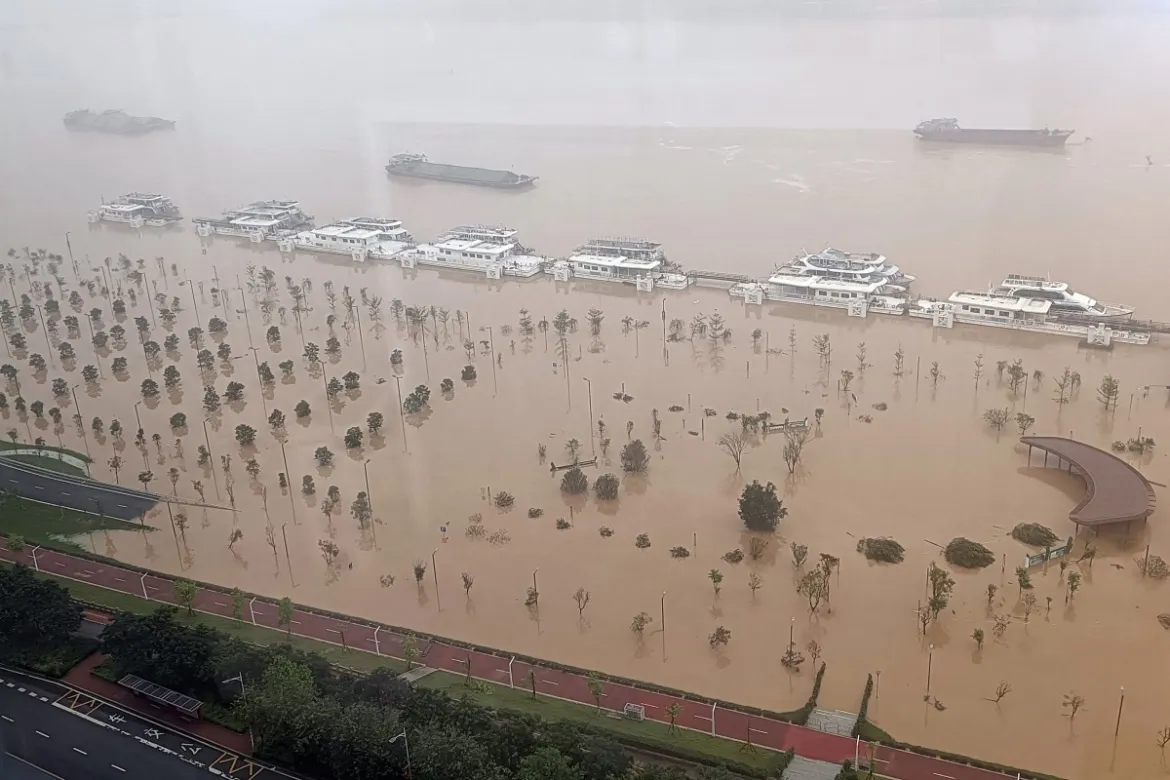 China Issues Highest-Level Rainstorm Warning - The Vaultz News