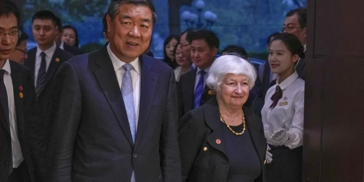 Yellen and Chinese Vice Premier He Lifeng.
