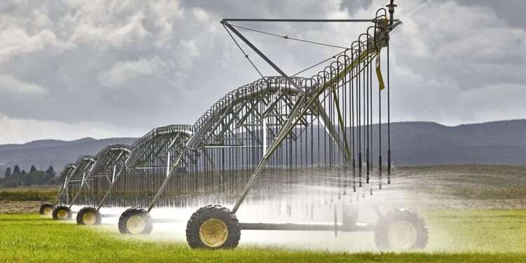 irrigation equipment crops field
