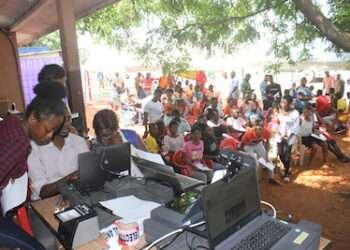 EC's Officials Facilitating Registration of Voters