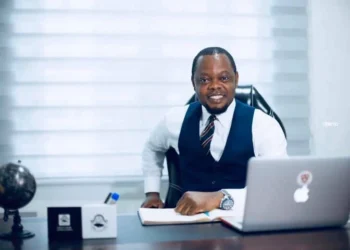 Justice Srem Sai, Legal Practitioner