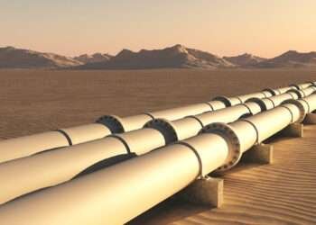 Oil and gas pipelines running through the desert resized