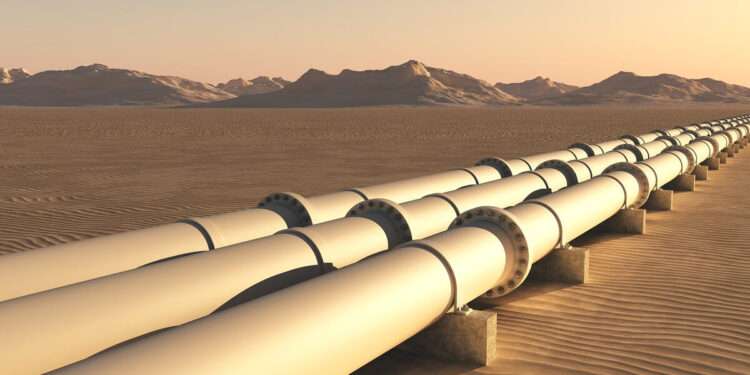 Federal Government Urges UAE to Invest in Nigeria's Aging Oil Pipelines 1 Oil and gas pipelines running through the desert resized