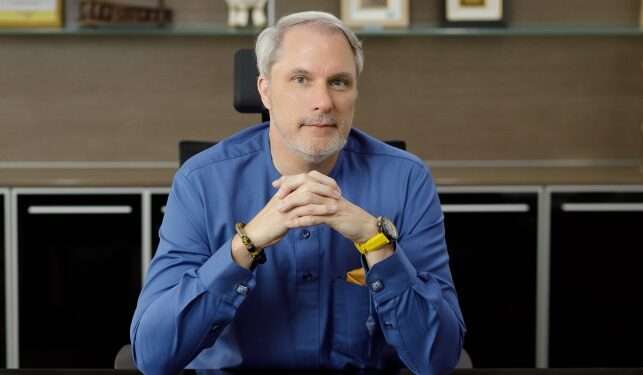 Stephen Blewett CEO MTN GHANA 1