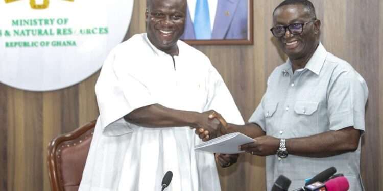 Lands Minister Receives Report on Vested Lands Review 1 Hon. Samuel A. Jinapor receives report from Hon. Andy Kwame Appiah Kubi