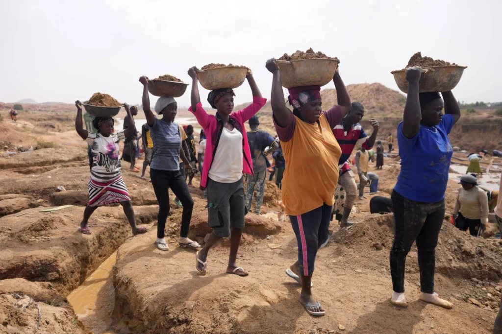 women at Jos mining