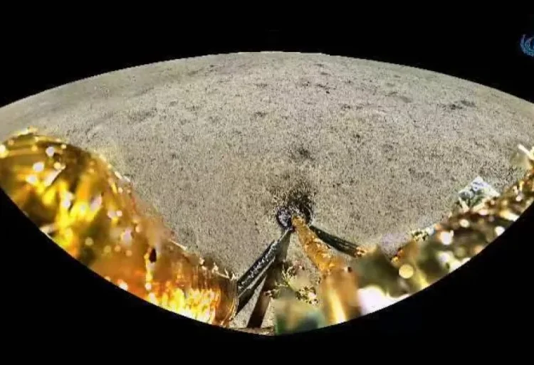 China’s Chang’e-6 Leaves Far Side Of Moon With Rock Samples 1 This undated handout photo taken by the China National Space Administration (CNSA) and released on June 4, 2024 shows a general view of of the surface of the Moon, which was shot by the panoramic camera attached to the Chang'e-6 lunar probe before it started collecting samples.