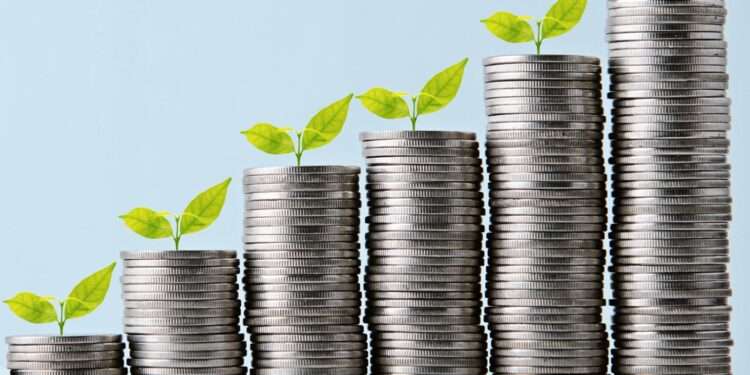 what is economic growth 500746832 thumb 1536x1836 1