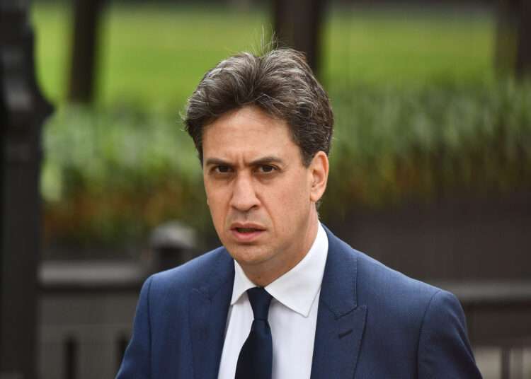 Miliband Defends Syria Vote Amid Cabinet Dispute 1 UK Government Considers Funding Cut for GB Energy