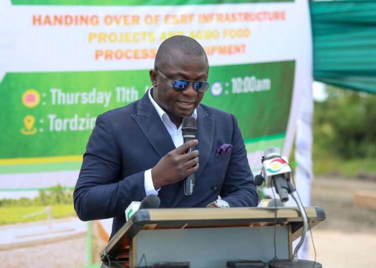 Over 26,700 Supply Chain Actors in Ghana Receive PPE Under ESRF Project 1 Dr. Bryan Acheampong, Minister of Food and Agriculture