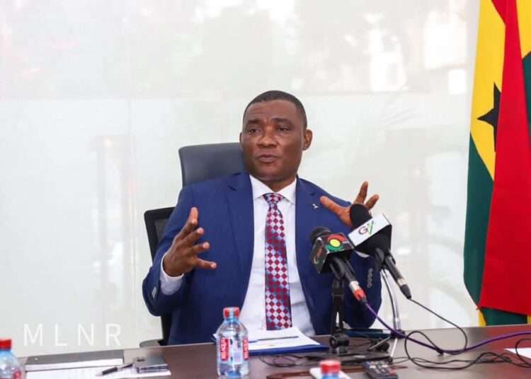 Deputy Minister Rejects Blanket Ban on Small-Scale Mining 1 Hon. George Mireku-Duker, Deputy Minister for Lands and Natural Resources