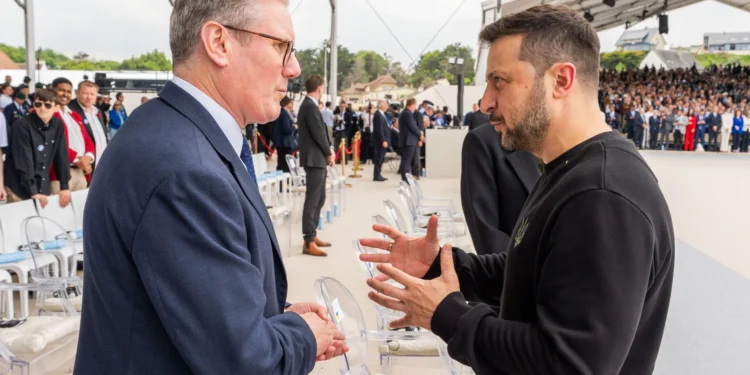 Keir Starmer and Volodymyr Zelensky