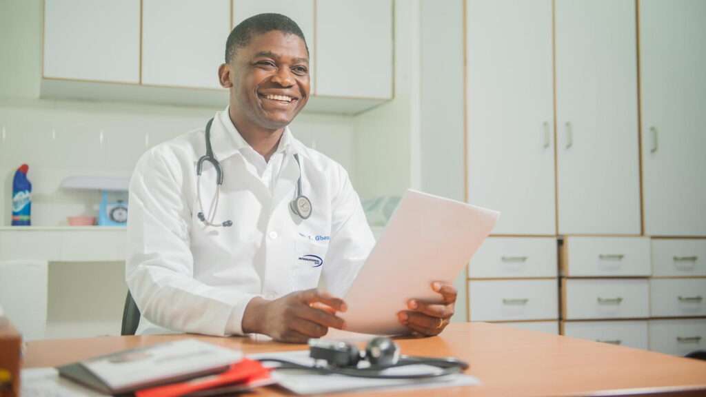 Health Professional Bemoans High Emigration of Ghana’s Health Professionals 2 A health Profession