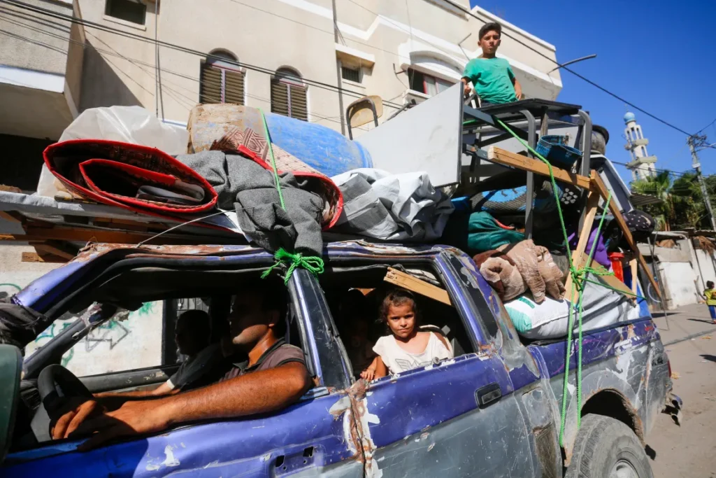 AA 20240821 35456525 35456504 ISRAELS EVACUATION ORDERS IN DEIR ALBALAH DISPLACE PALESTINIANS AGAIN 1724320885 1