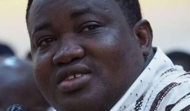 Ghana’s Current Economy to Determine Voter's Decision 1 Professor Micheal Ayamga Dev. Economist, WAC-SRT