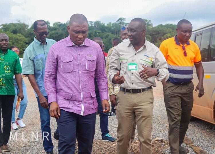 Government Vows to Resolve Tontokrom Mining Dispute 1 Hon. George Mireku Duker, the Deputy Minister of Lands and Natural Resources