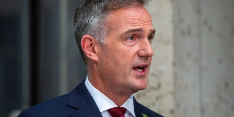 Youth Rally Behind Corbyn Over Starmer