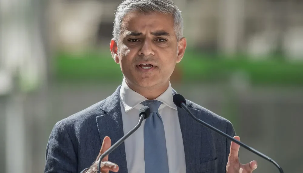 Farage Slammed For Spreading ‘Unevidenced’ Migrant Fears