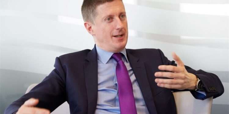 Sir Robert Chote