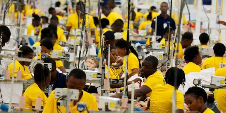 Global Youth Face Unequal Economic Recovery, ILO Warns 1 Young workers in low-income countries find it much harder to secure regular work compared with wealthier nations, according to the UN International Labour Organization (ILO)