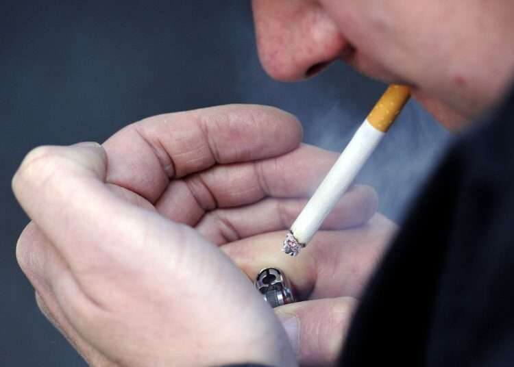 smoking cigarette ban 6669723