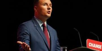 UK Government Stalls Talks On Adult Social Care Reform