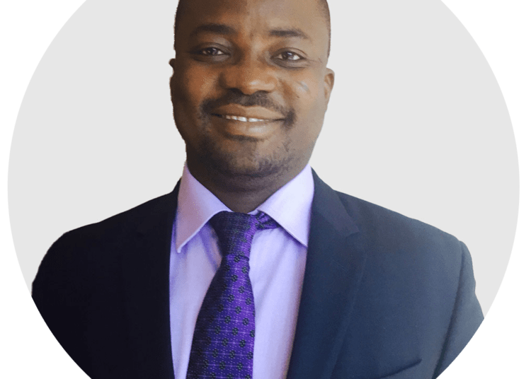 Dr. Zaato Decries Controversies on License of Small-Scale Mining in Ghana 1 Dr. Joshua Jebuntie Zaato Policy Analyst and Senior Lecturer University of Ghana