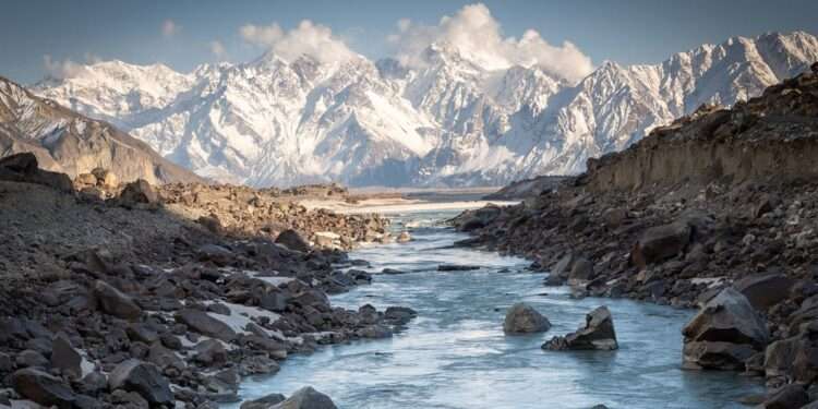 UN Report Warns of Rising Greenhouse Gases Crisis 1 Glaciers melting worldwide due to global warming