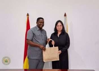 Yaw Sarpong Boateng Esq., Executive Secretary of Ghana's RTI Commission together with Ms. Krizia Casey P. Avejar, the head of the Philippine delegation