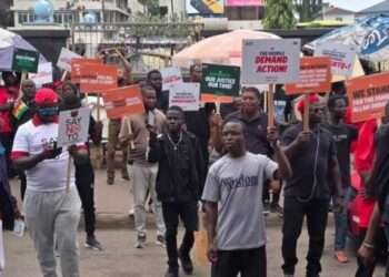 Ghanaians Protest Against Chief Justice over delayed Anti-gay bill hearing