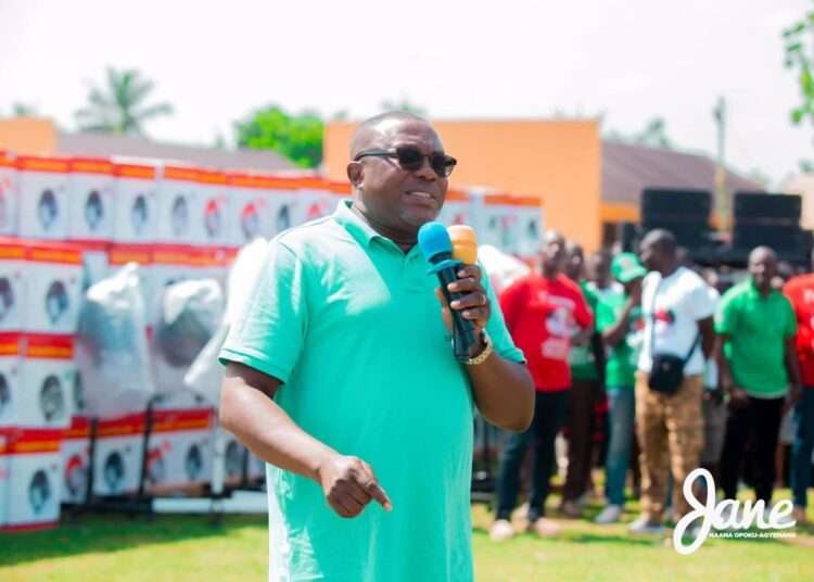 Ofosu Ampofo Condemns Government's “Destructive” Economic Policies 1 Dr. Samuel Ofosu Ampofo, former National Chairman of the NDC