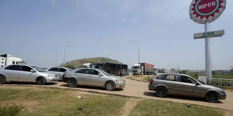 Nigeria’s Cost-of-Living Crisis Spurs Gas Transition Plan 1 cng